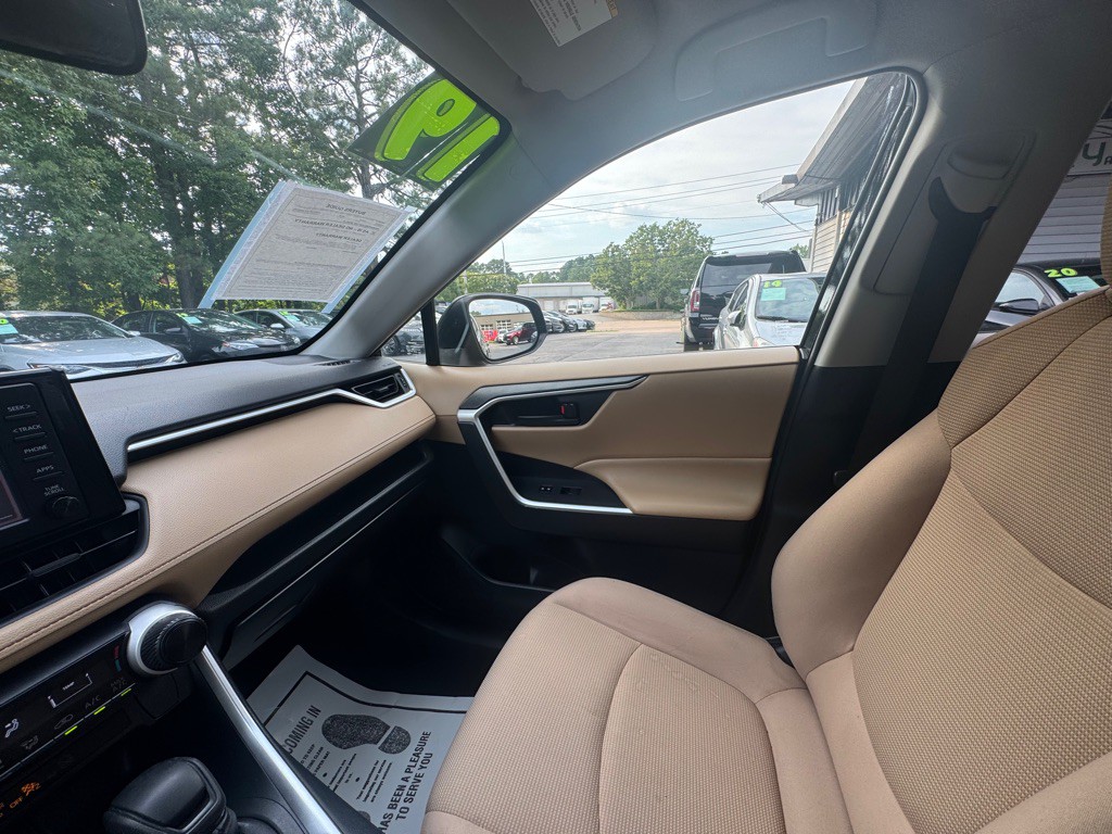 2019 Toyota Rav4 Image 20