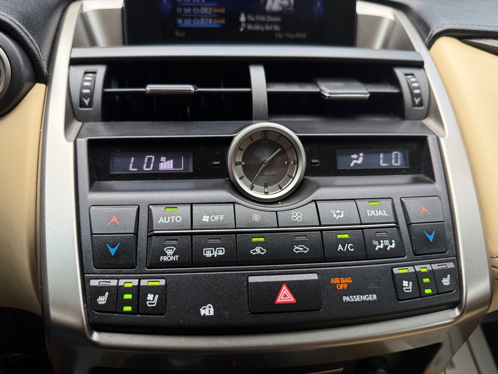 2017 Lexus NX Image 20
