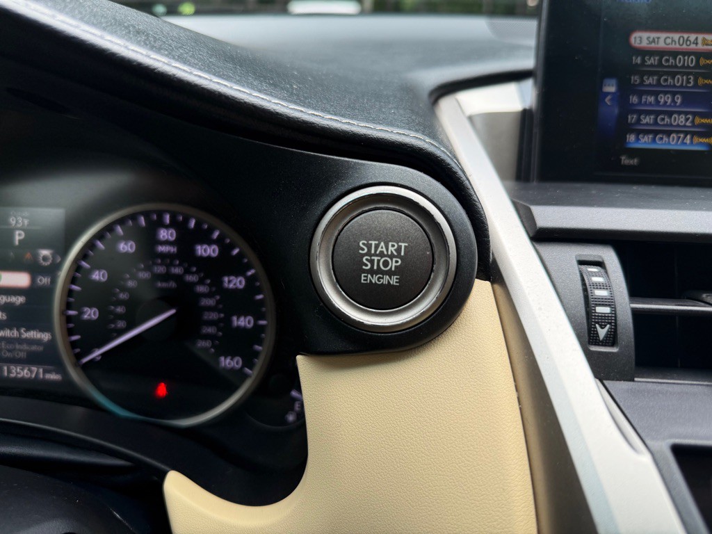 2017 Lexus NX Image 29