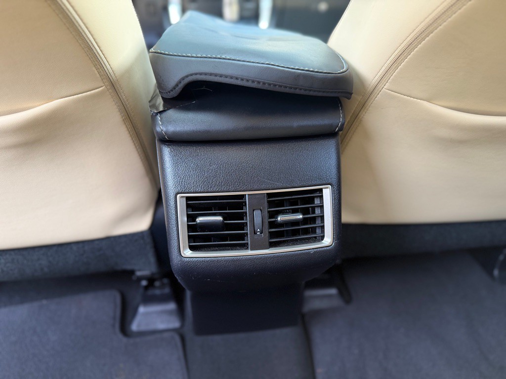 2017 Lexus NX Image 36