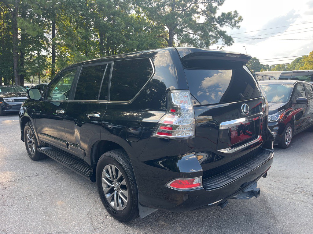 2014 Lexus GX Image 8