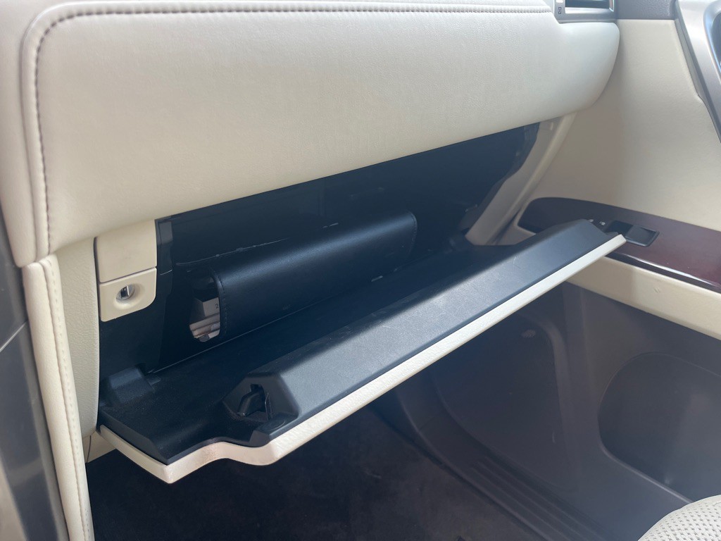 2014 Lexus GX Image 24
