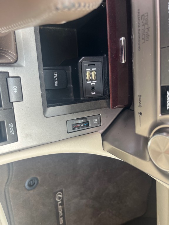 2014 Lexus GX Image 27