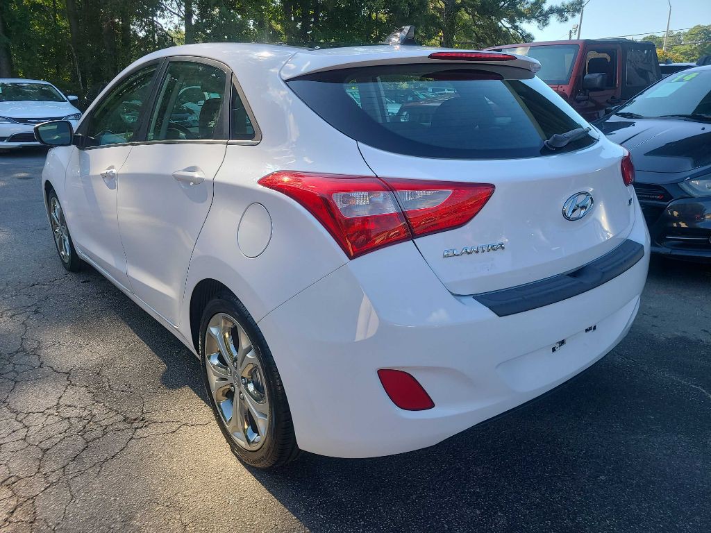 2013 Hyundai Elantra Image 6