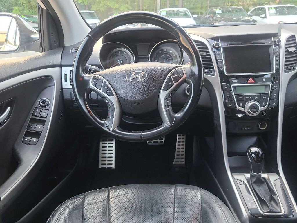 2013 Hyundai Elantra Image 15