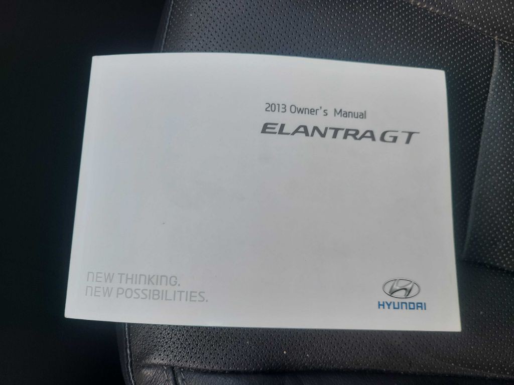 2013 Hyundai Elantra Image 25