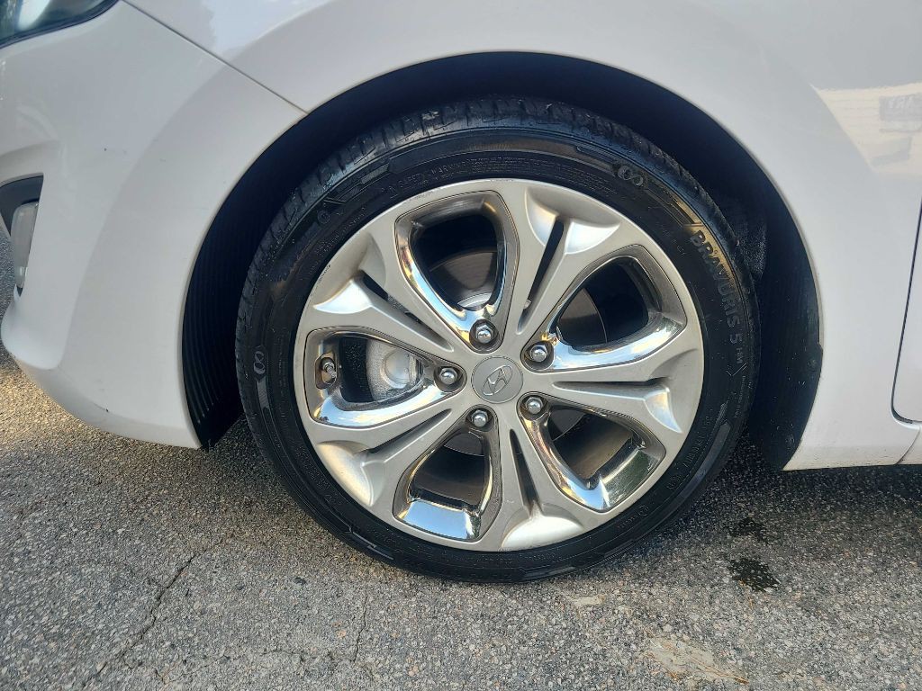 2013 Hyundai Elantra Image 27