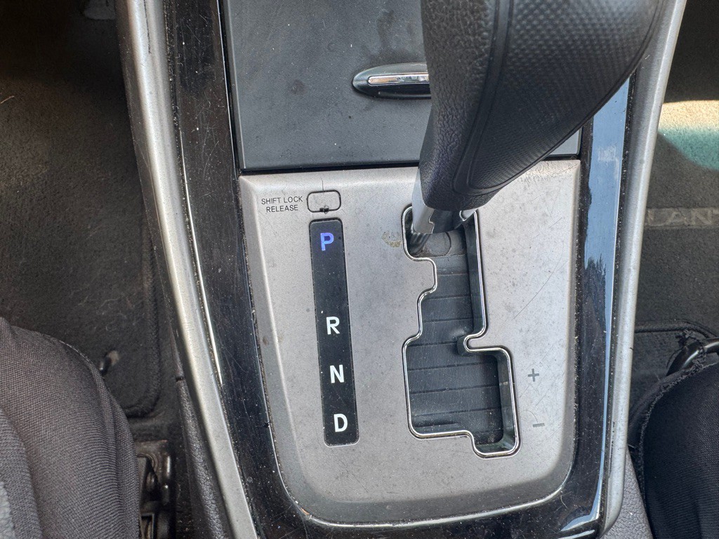 2013 Hyundai Elantra Image 12