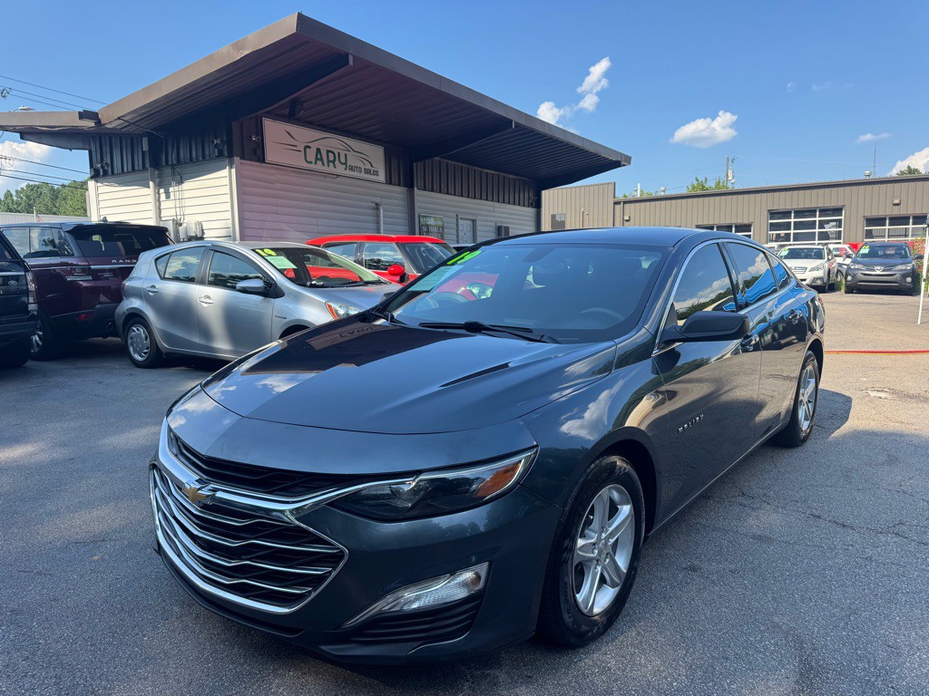 2019 Chevrolet Malibu Image 1