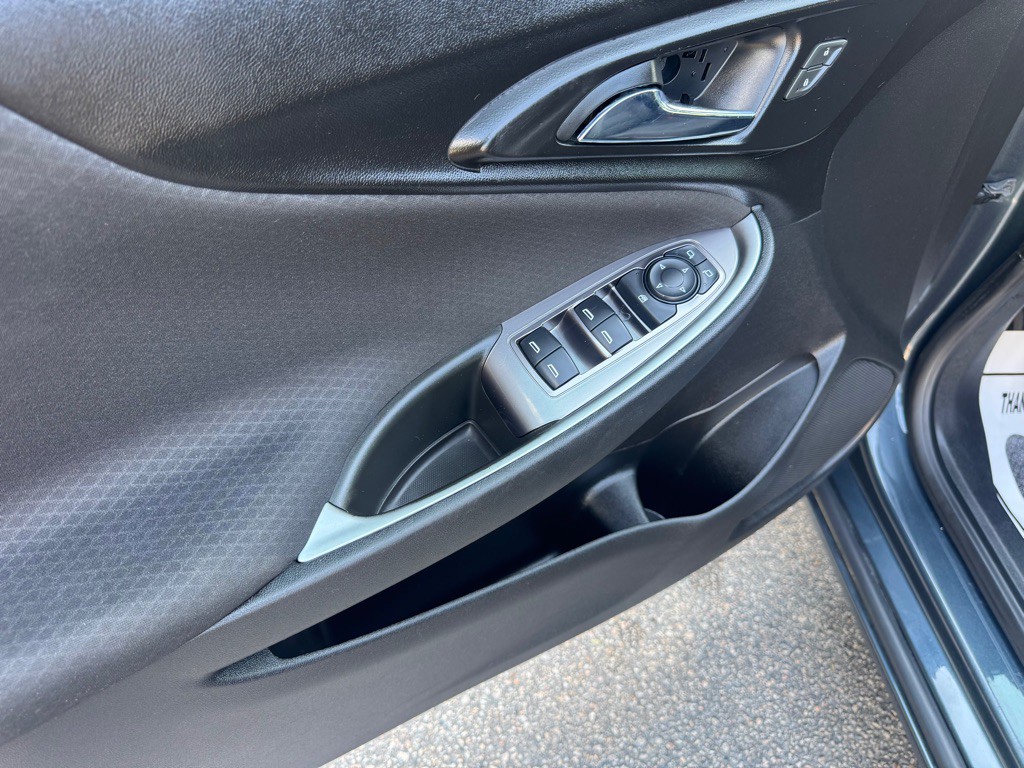 2019 Chevrolet Malibu Image 10