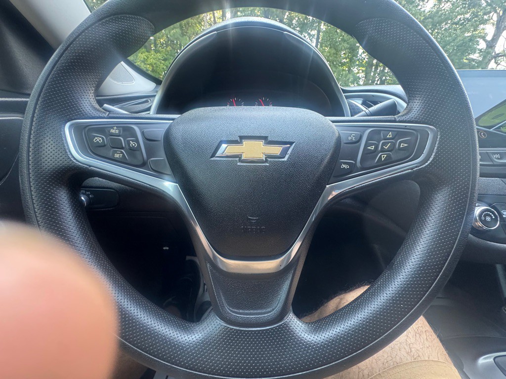 2019 Chevrolet Malibu Image 16