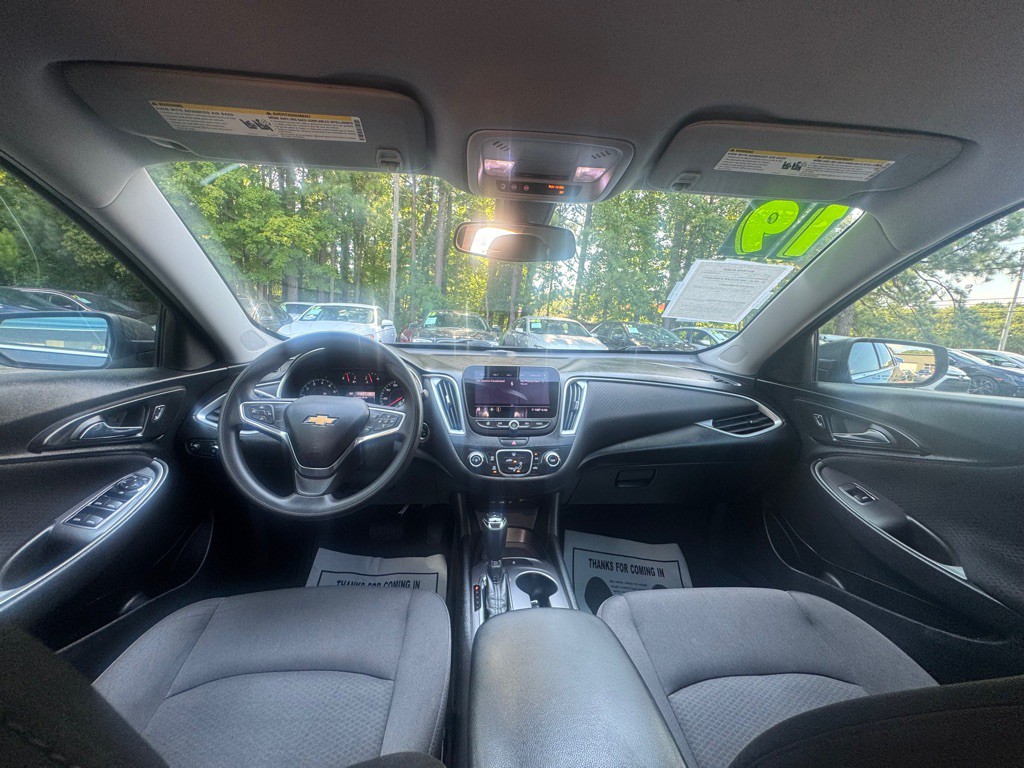 2019 Chevrolet Malibu Image 20