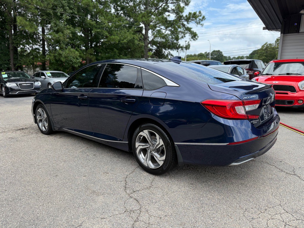 2018 Honda Accord Image 8