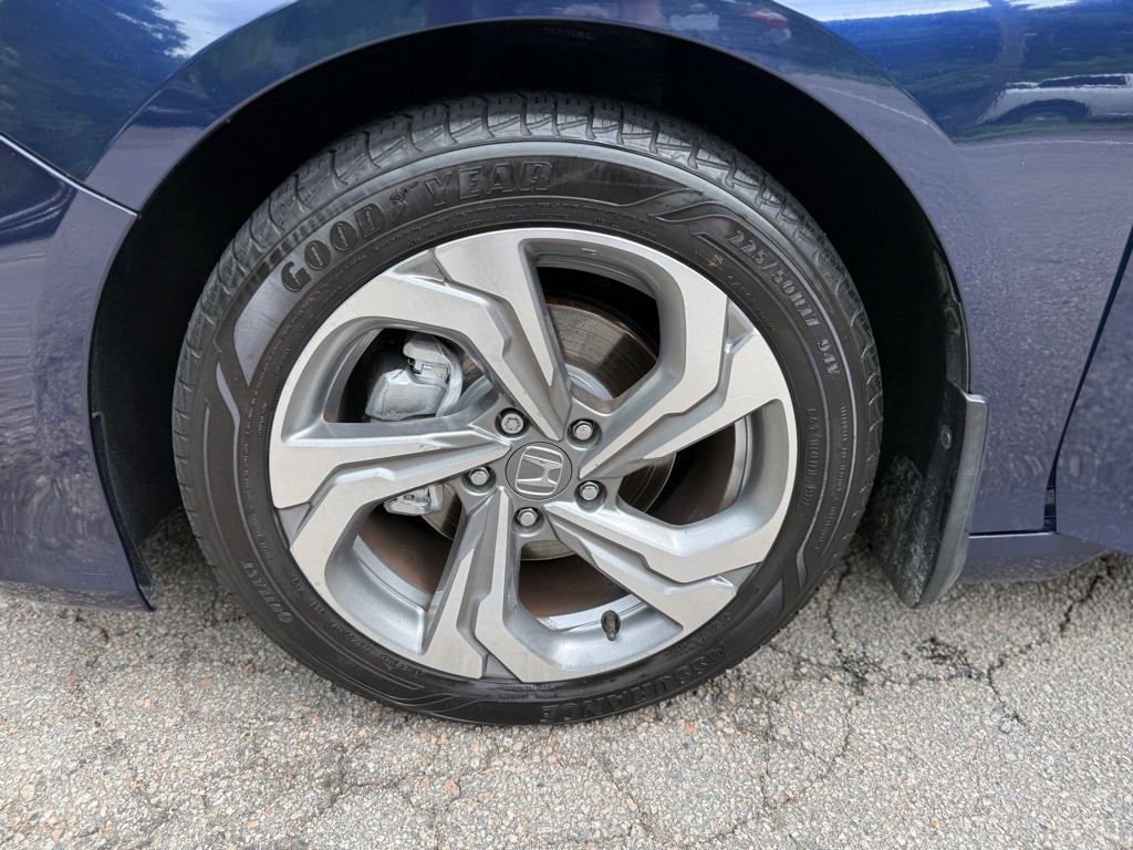 2018 Honda Accord Image 46