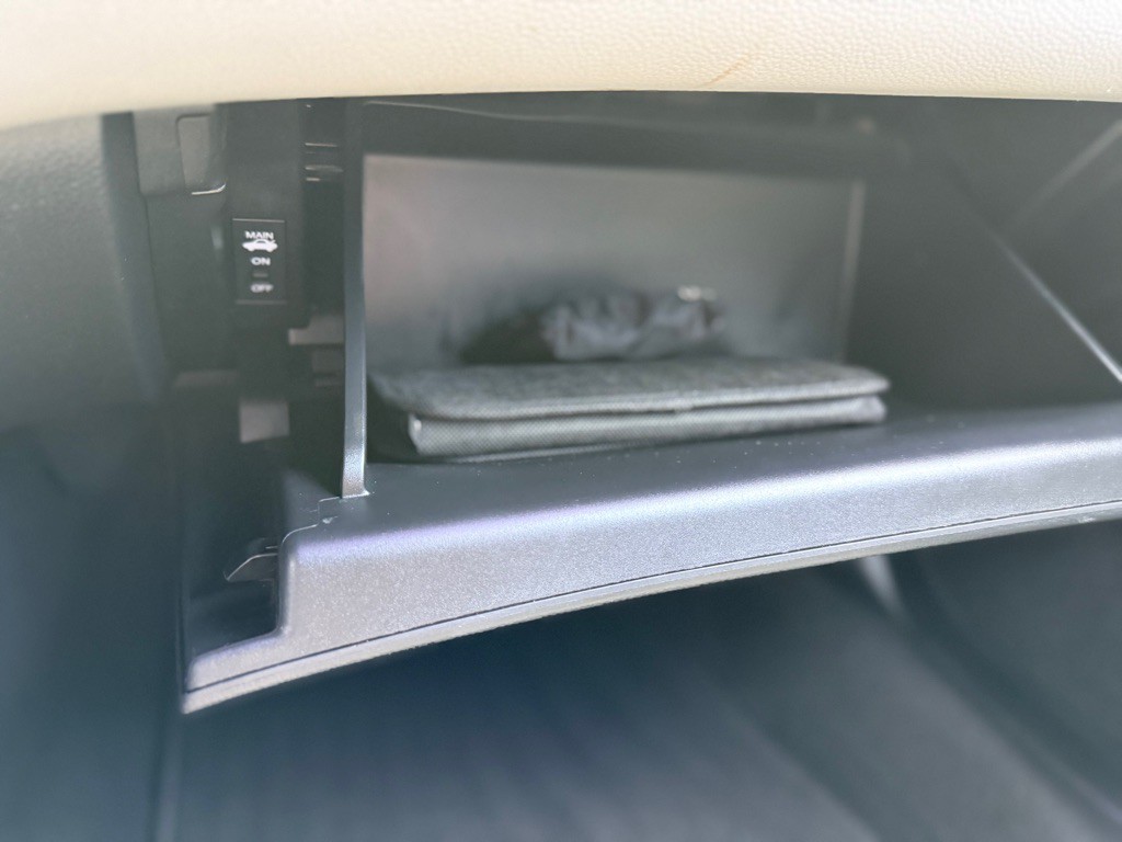 2018 Honda Accord Image 27