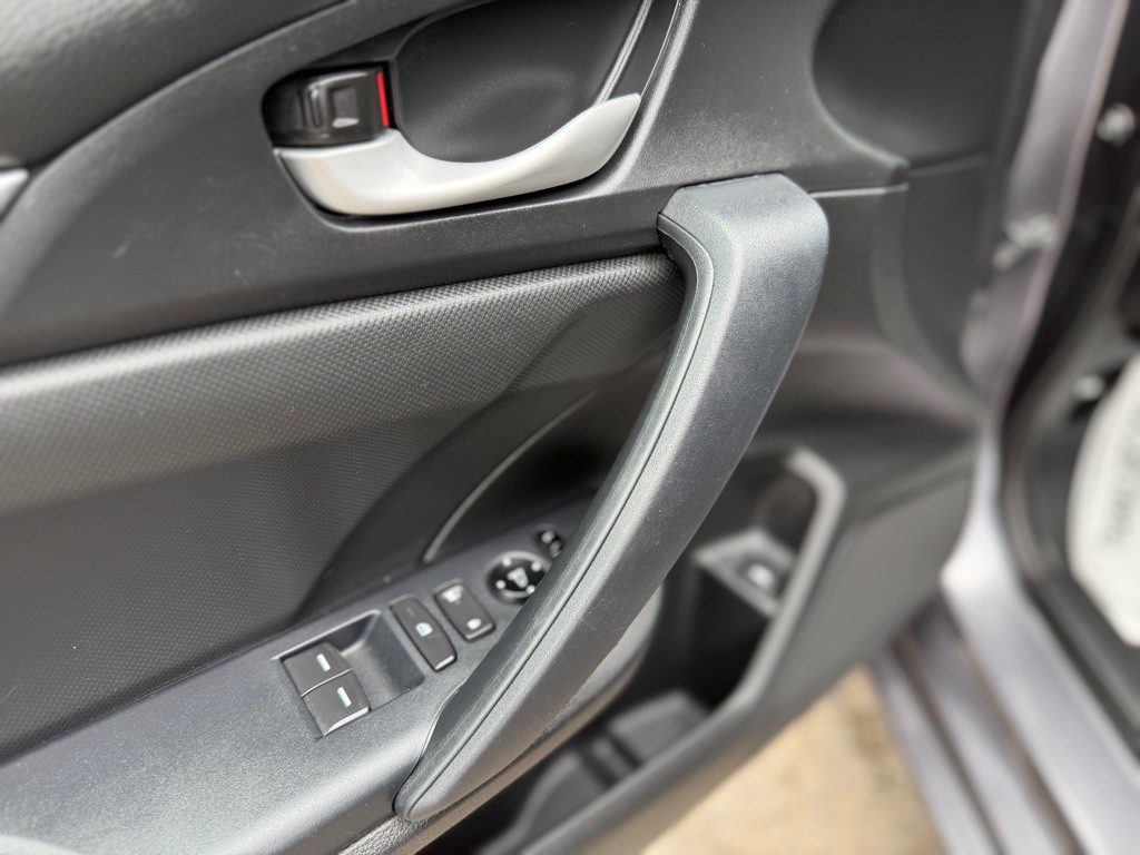 2019 Honda Civic Image 13