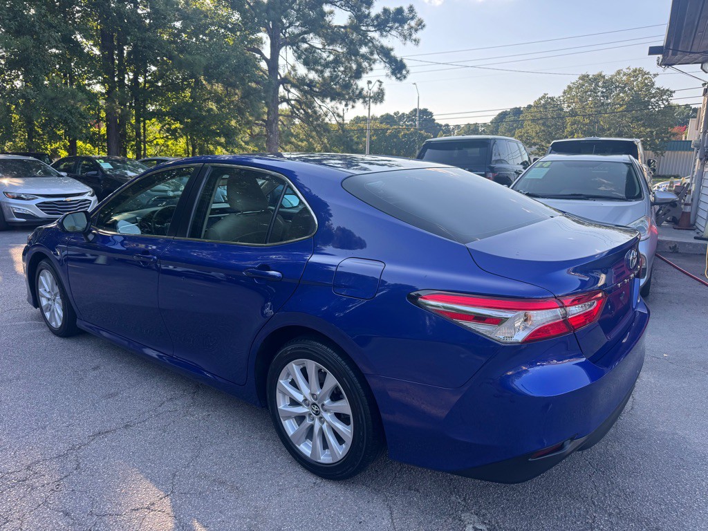 2018 Toyota Camry Image 5