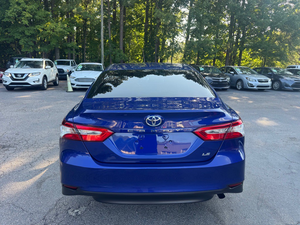 2018 Toyota Camry Image 6