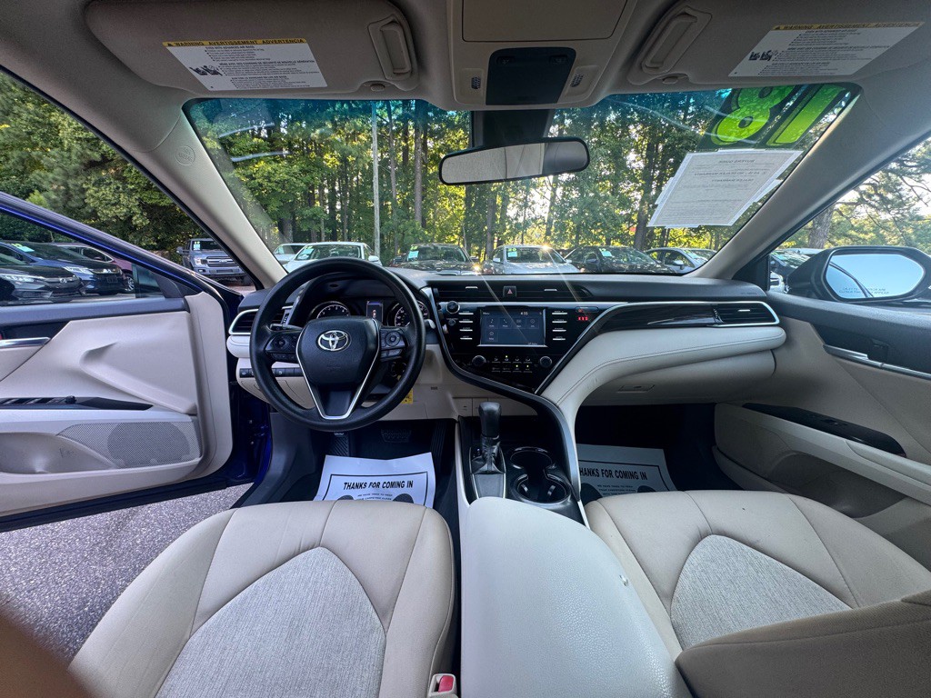 2018 Toyota Camry Image 28