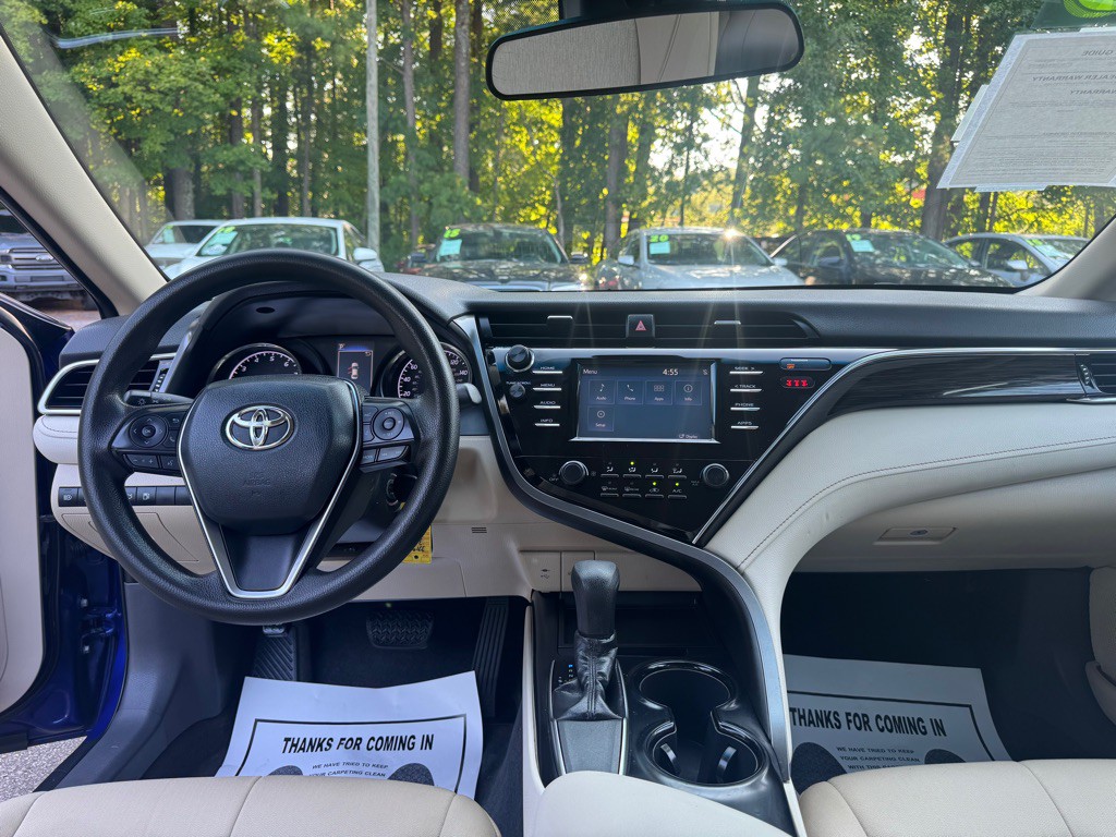 2018 Toyota Camry Image 29