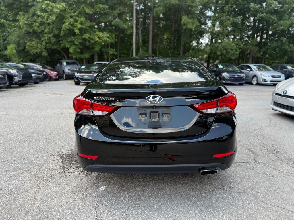 2015 Hyundai Elantra Image 6