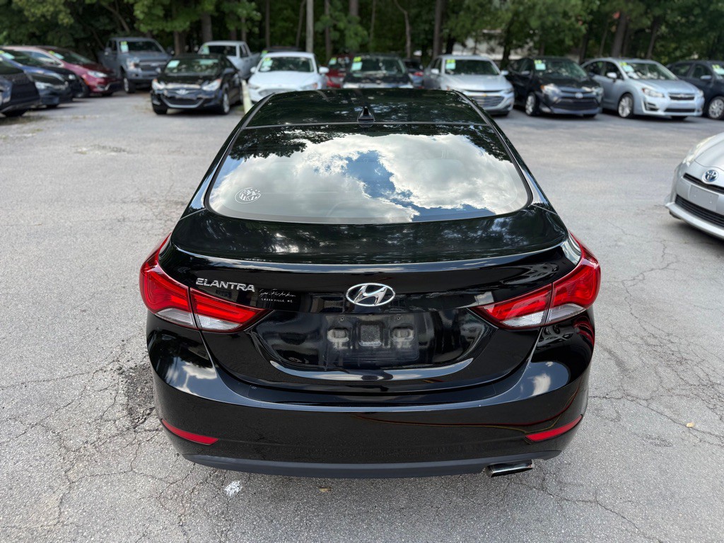 2015 Hyundai Elantra Image 7