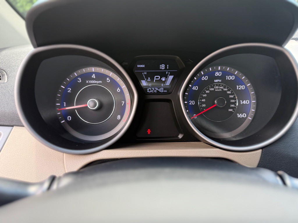 2015 Hyundai Elantra Image 18