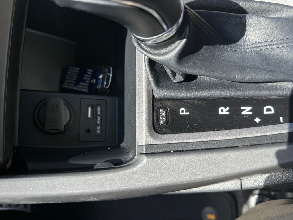 2015 Hyundai Elantra Image 26