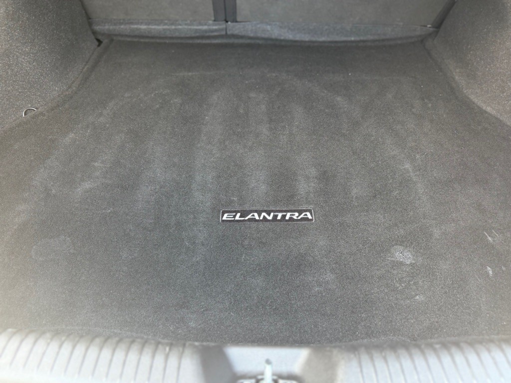 2015 Hyundai Elantra Image 37