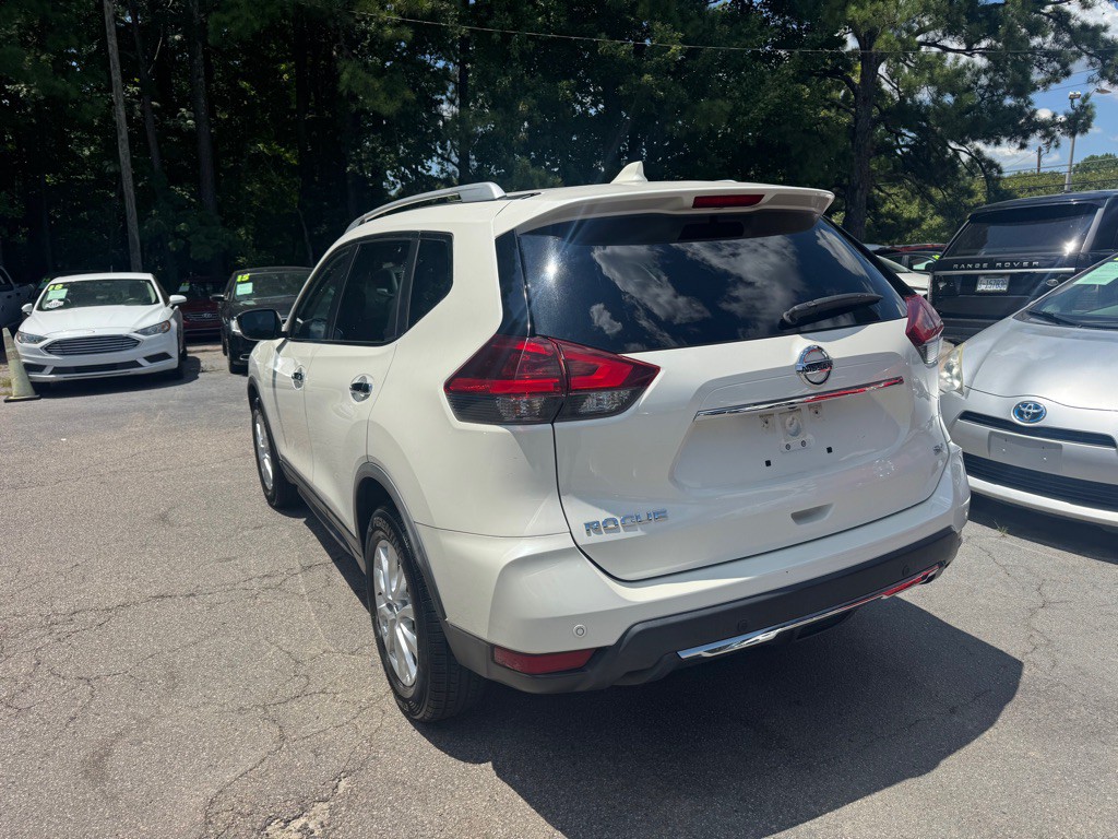 2020 Nissan Rogue Image 4