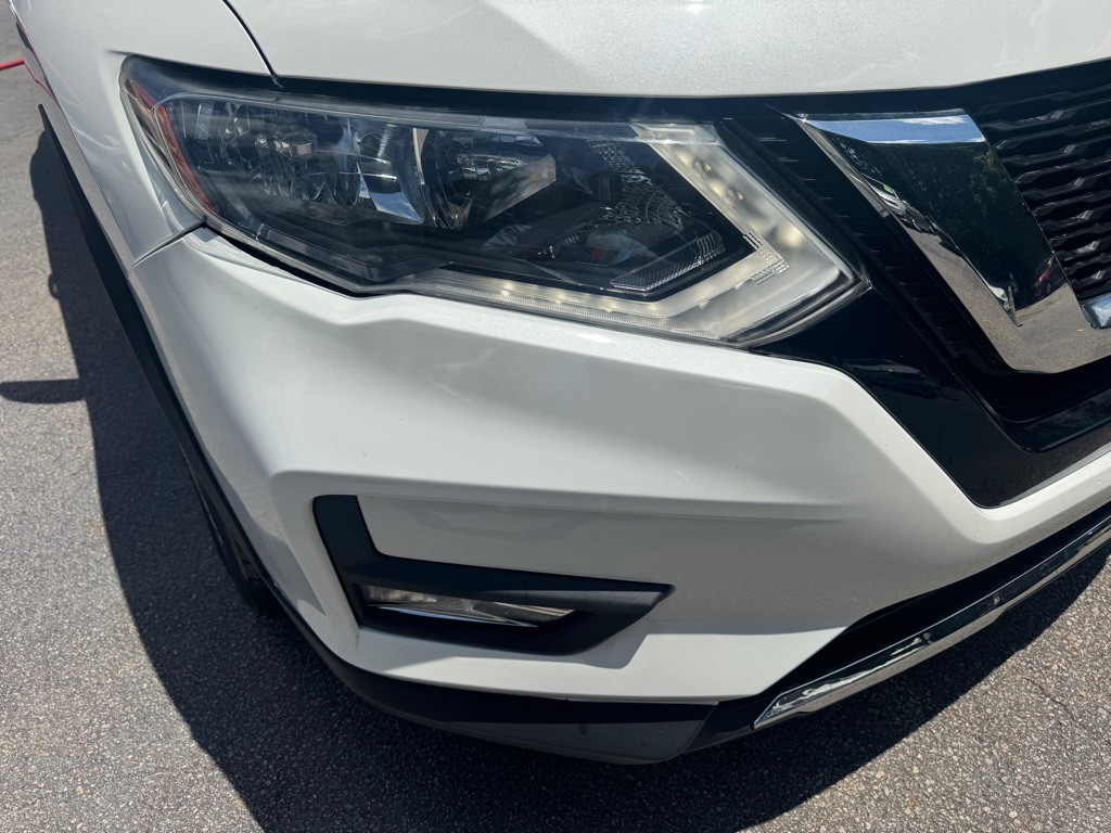 2020 Nissan Rogue Image 10