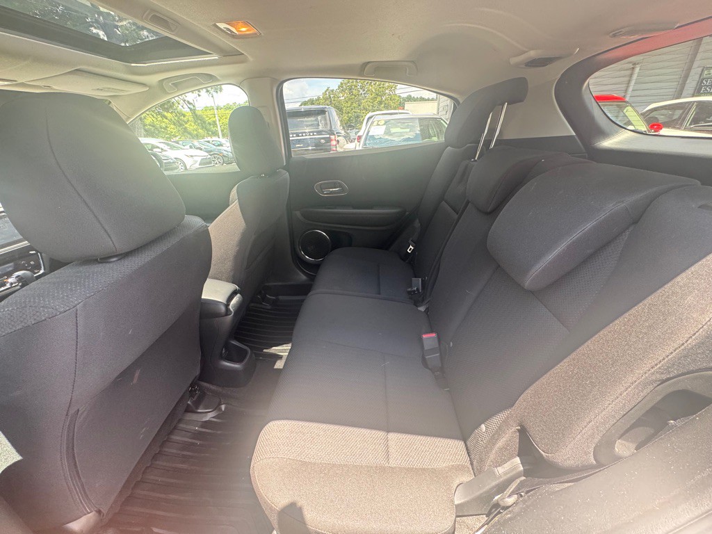 2016 Honda HR-V Image 32
