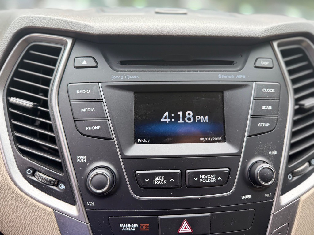 2015 Hyundai Santa Fe Sport Image 23