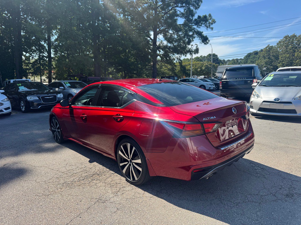2021 Nissan Altima Image 3