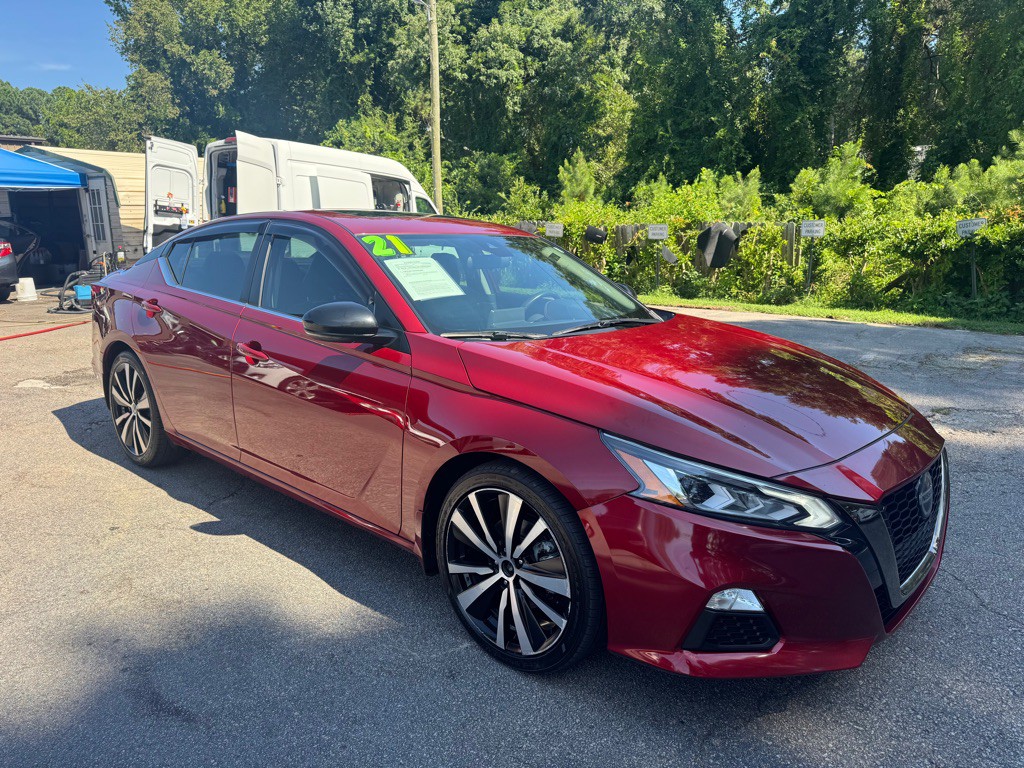 2021 Nissan Altima Image 7