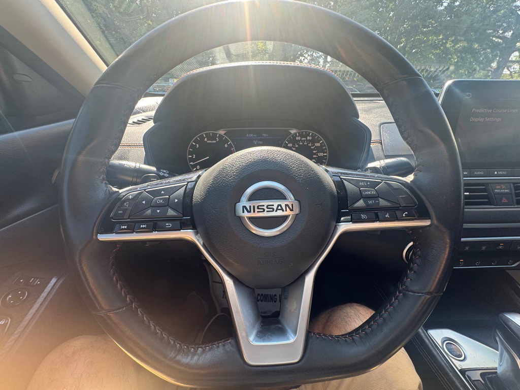 2021 Nissan Altima Image 23
