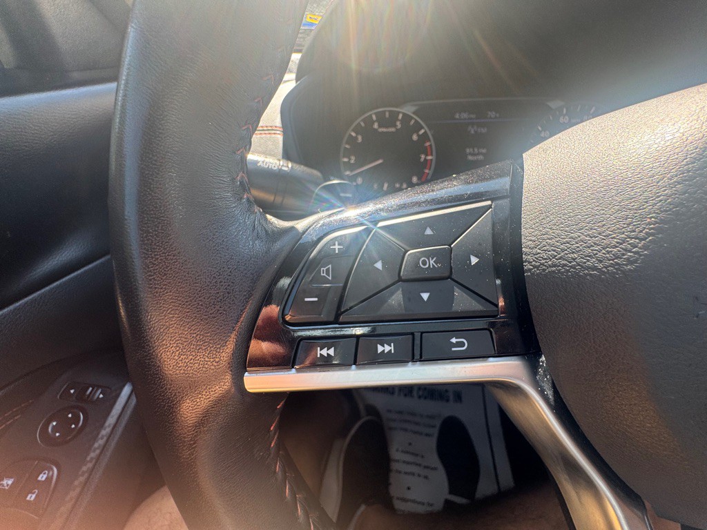 2021 Nissan Altima Image 25