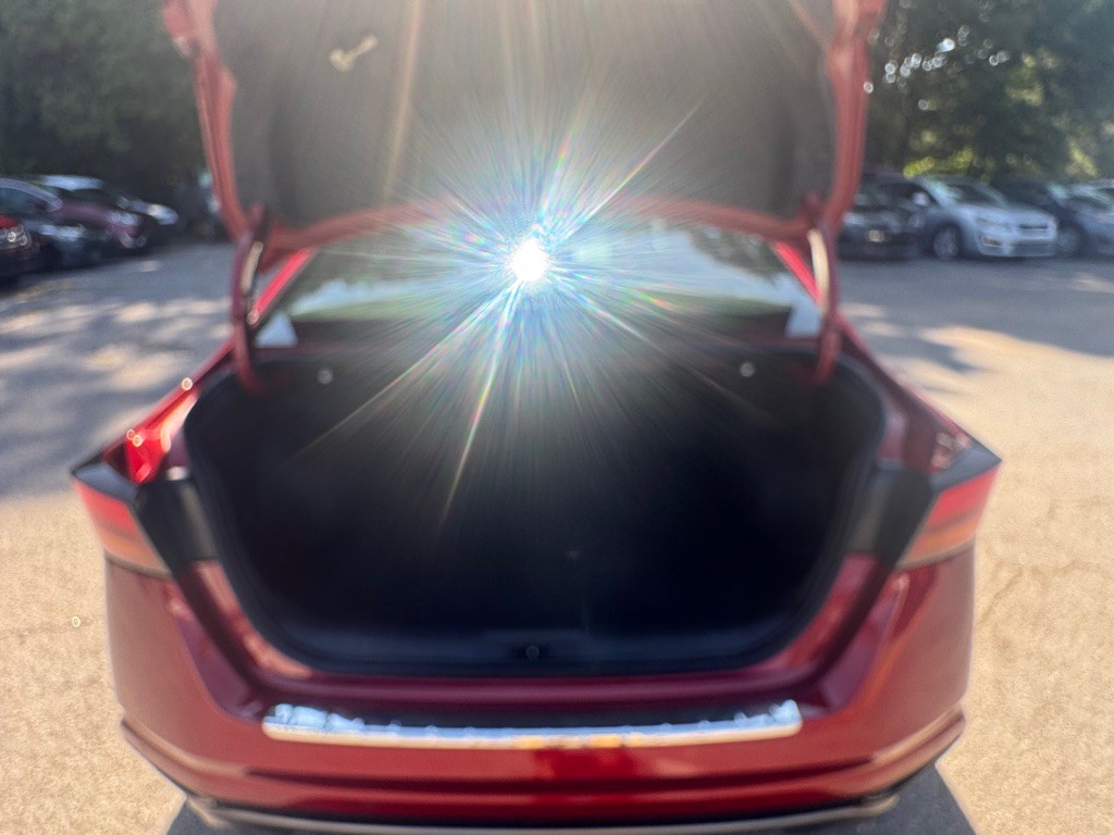 2021 Nissan Altima Image 36