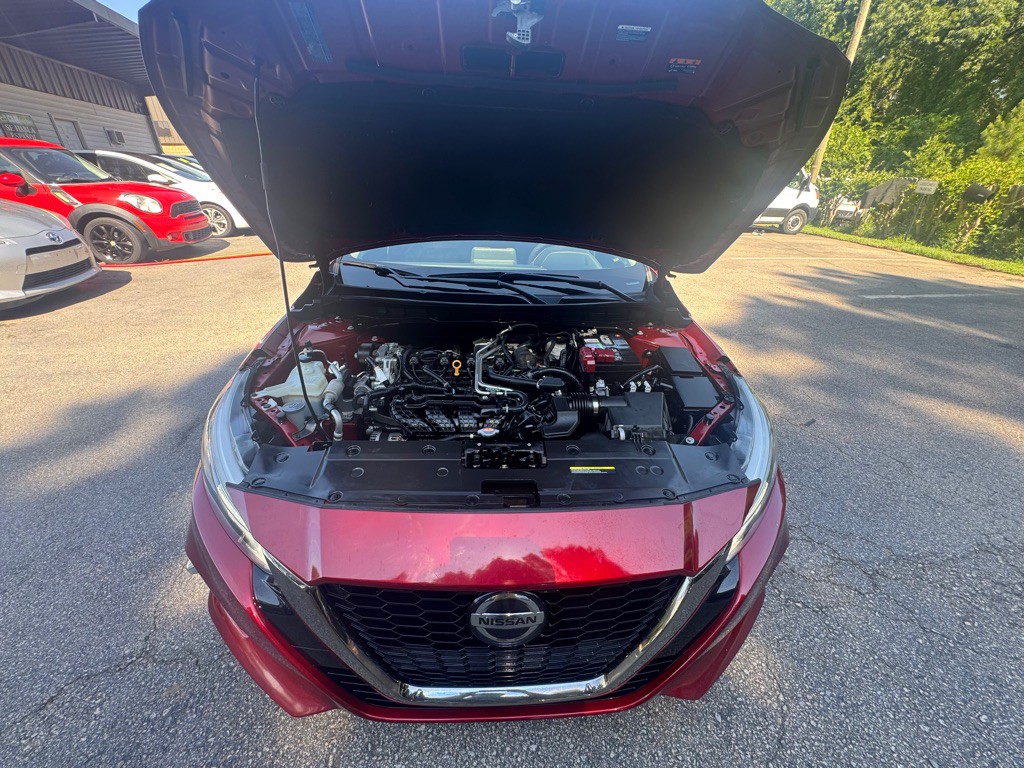 2021 Nissan Altima Image 40
