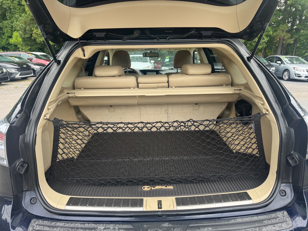 2010 Lexus RX Image 12