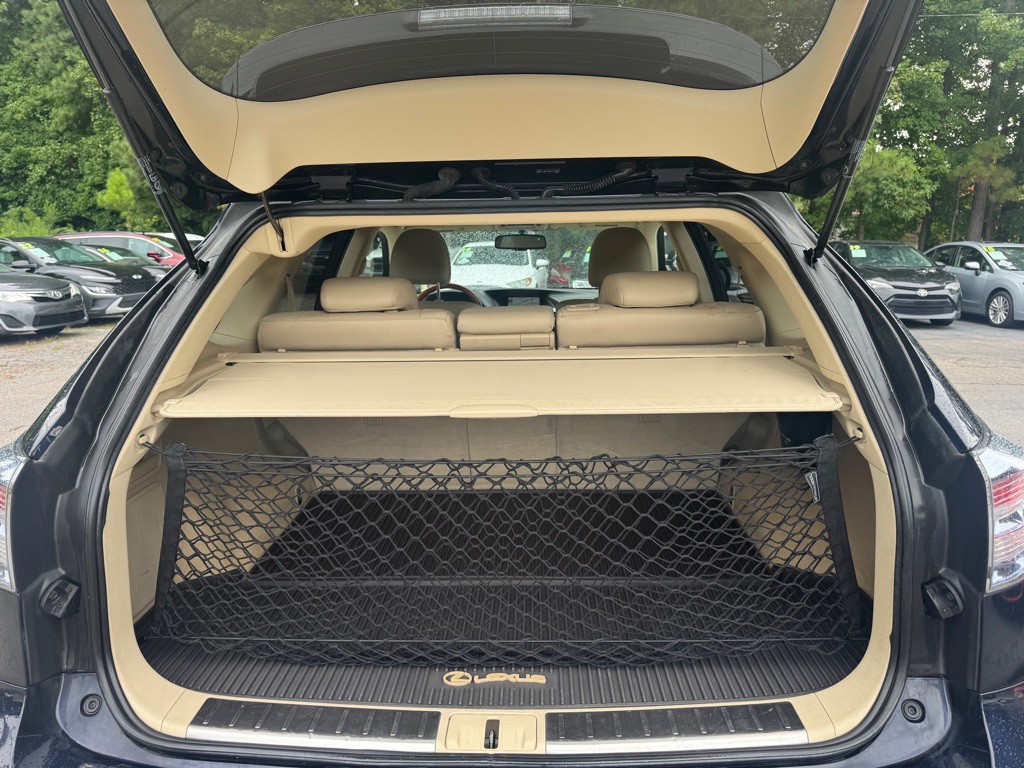 2010 Lexus RX Image 13