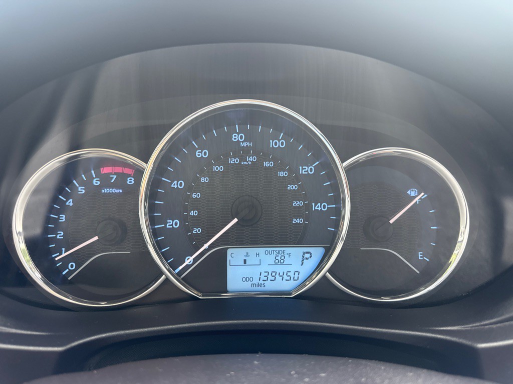2016 Toyota Corolla Image 14