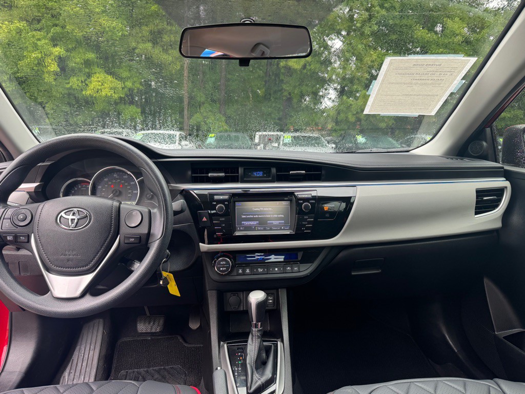 2016 Toyota Corolla Image 28