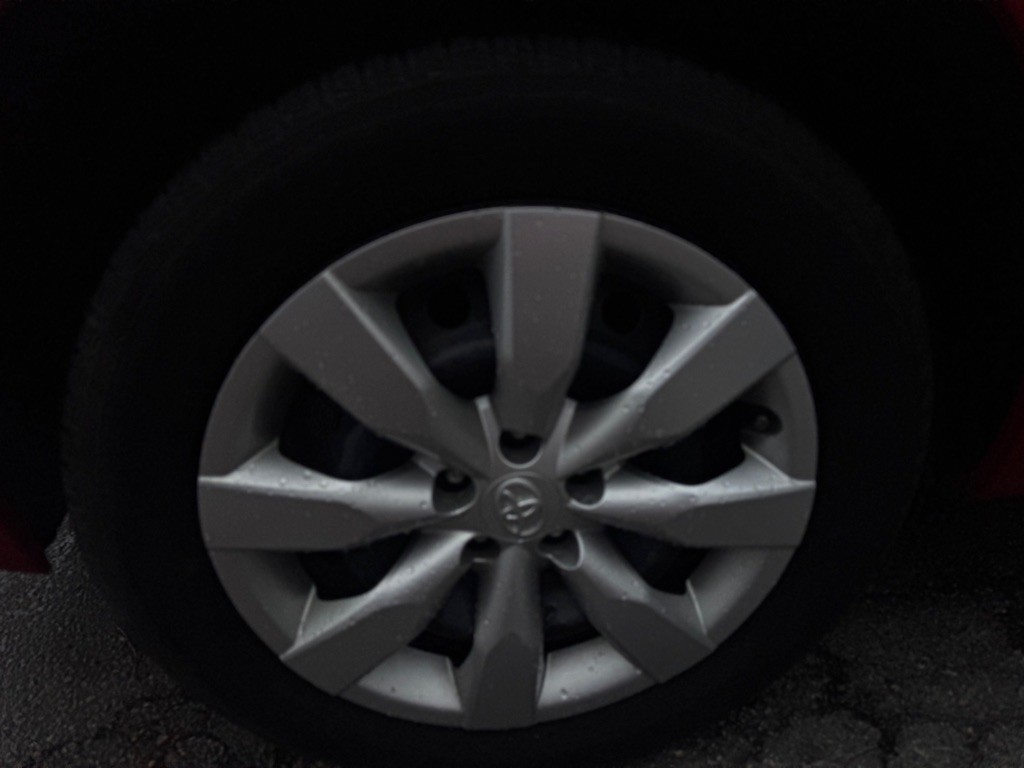 2016 Toyota Corolla Image 34