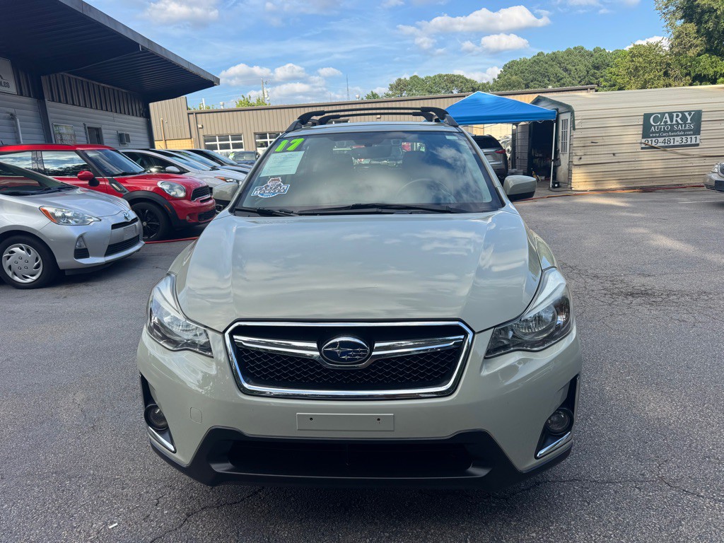 2017 Subaru Crosstrek Image 2