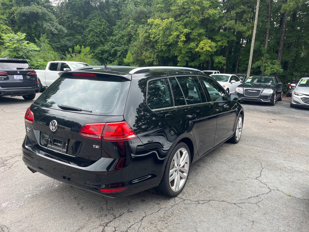 2016 Volkswagen Golf Image 4