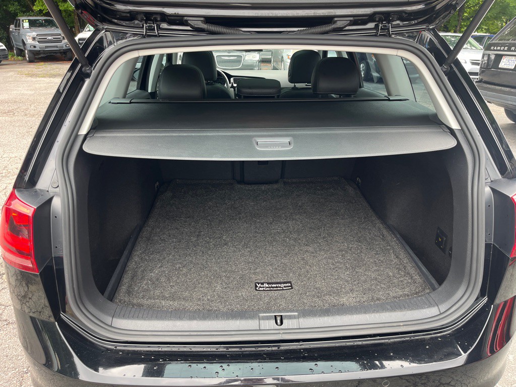 2016 Volkswagen Golf Image 33