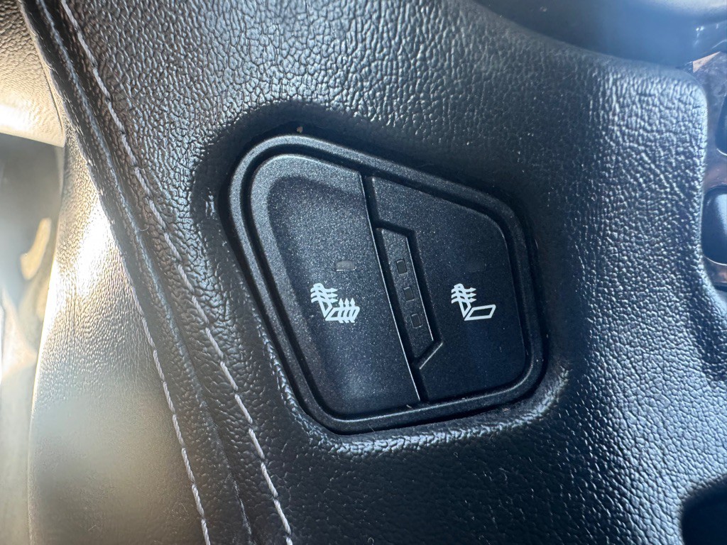 2016 Chevrolet Suburban Image 18