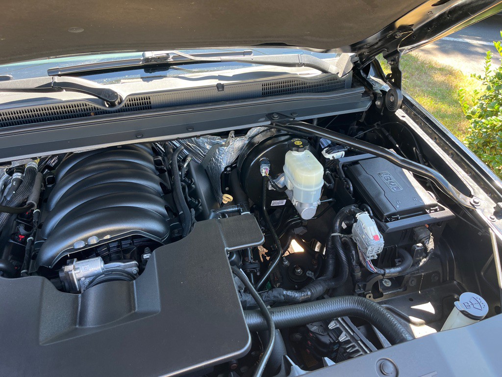 2016 Chevrolet Suburban Image 44