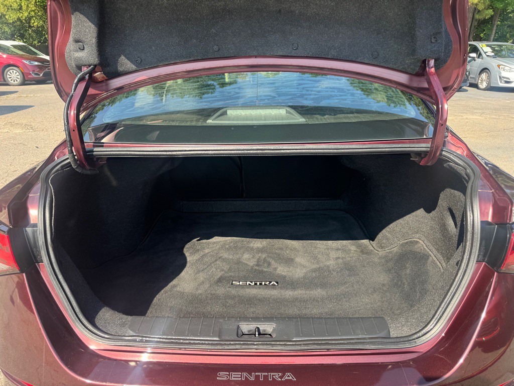 2021 Nissan Sentra Image 36